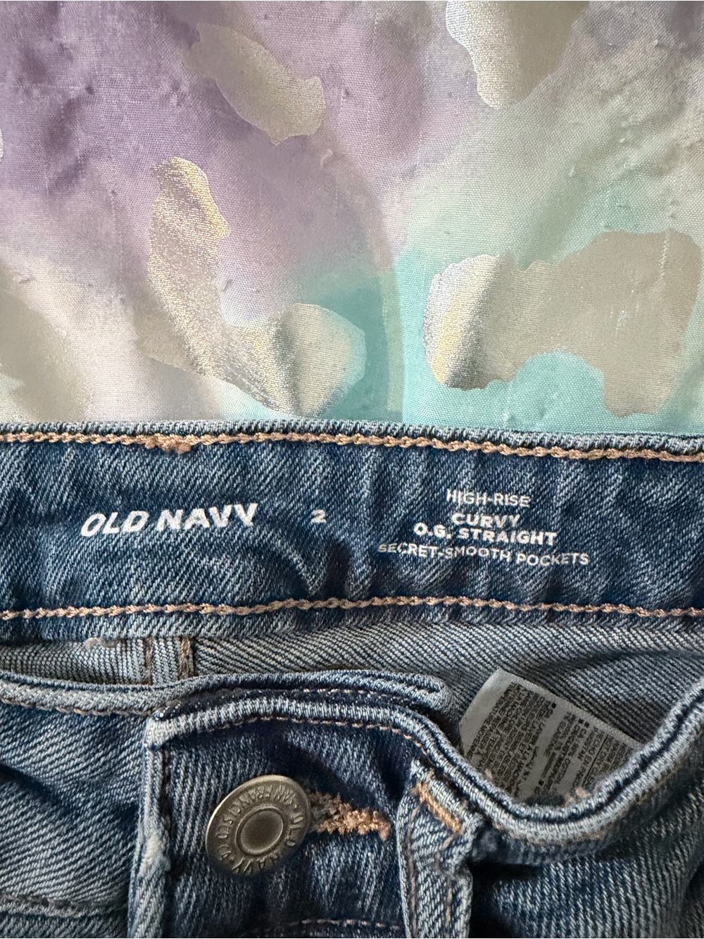 Old Navy Straight-Leg Jeans in Classic Blue Wash-EUC - Picture 9 of 9